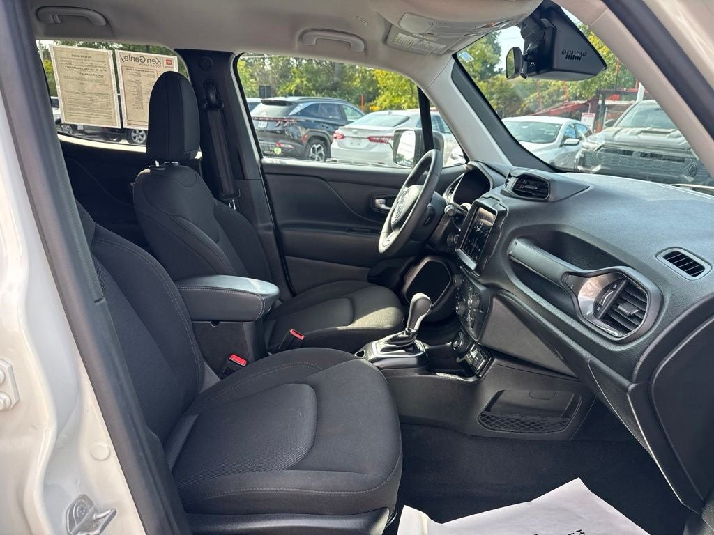 2023 Jeep Renegade Latitude