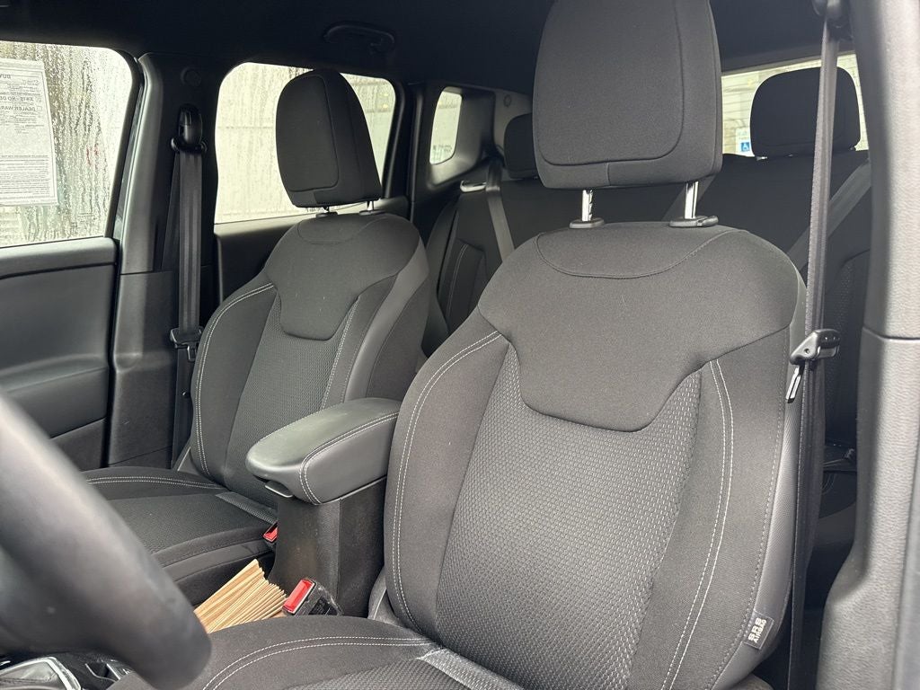 2022 Jeep Renegade Altitude