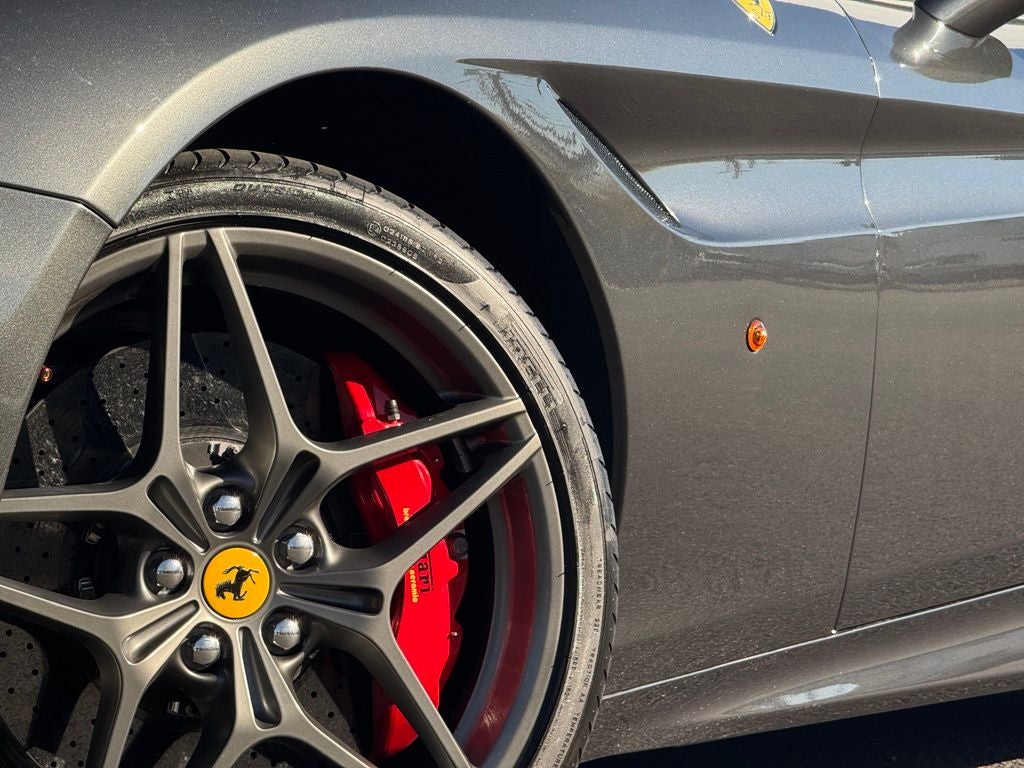 2016 Ferrari California T