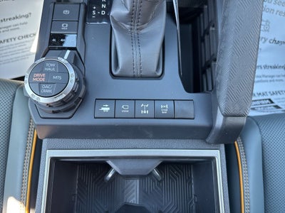 2026 Toyota Tacoma i-FORCE MAX Tacoma Trailhunter