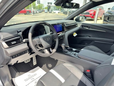 2026 Toyota Camry SE AWD