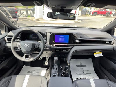 2026 Toyota Camry SE AWD