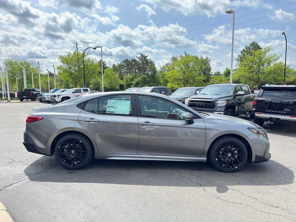 2026 Toyota Camry SE AWD