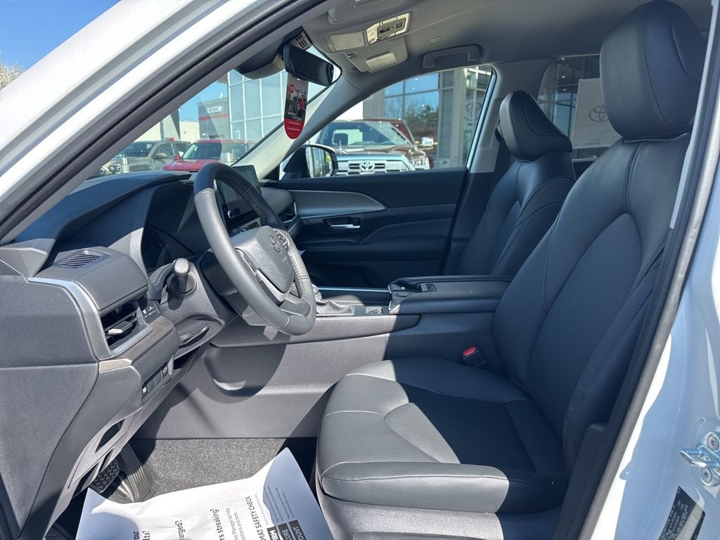 2026 Toyota Grand Highlander Hybrid XLE