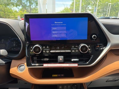 2026 Toyota Highlander Hybrid Platinum