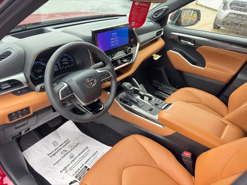 2026 Toyota Highlander Hybrid Platinum