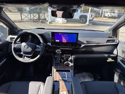 2026 Toyota Sienna Platinum