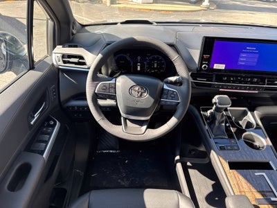 2026 Toyota Sienna Platinum