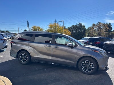 2026 Toyota Sienna Platinum