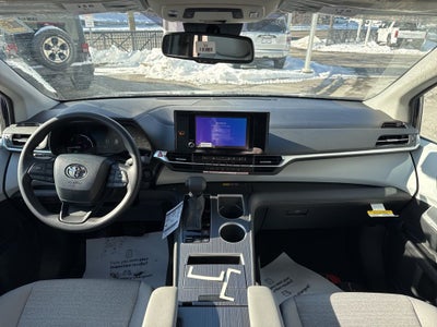 2026 Toyota Sienna LE