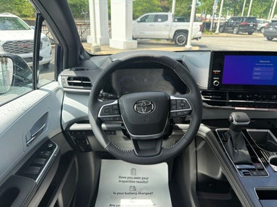 2026 Toyota Sienna XSE