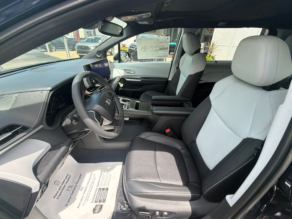 2026 Toyota Sienna XSE