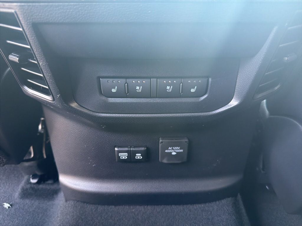 2026 Toyota Tundra i-FORCE MAX Tundra Platinum