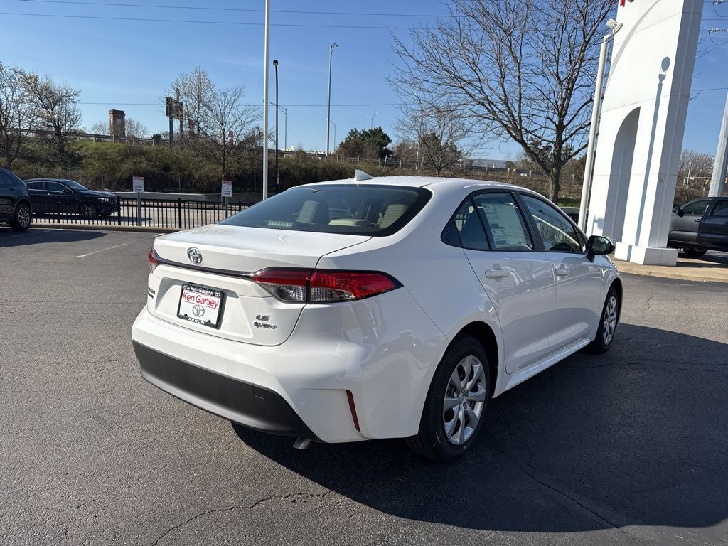 2026 Toyota Corolla Hybrid LE
