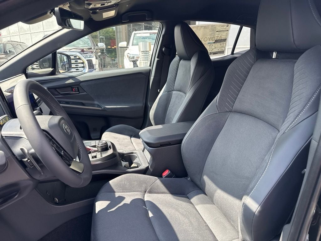 2026 Toyota C-HR XSE