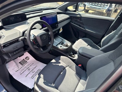 2026 Toyota C-HR XSE