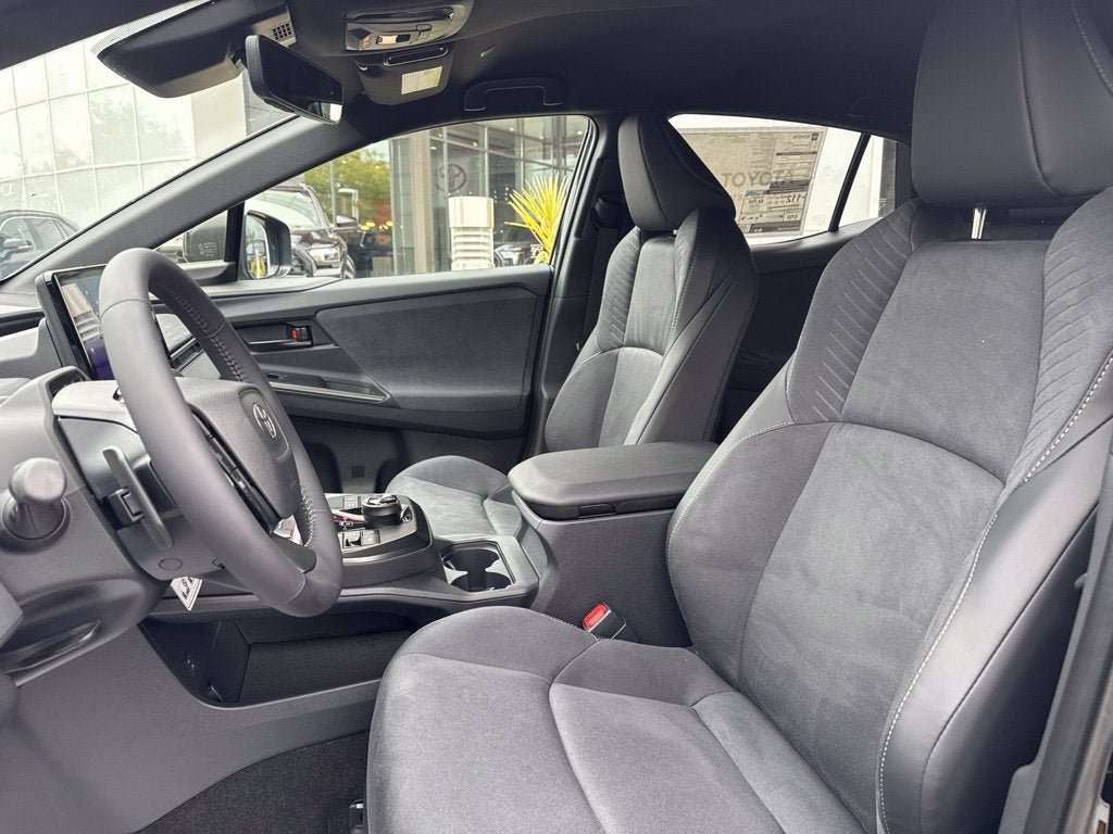 2026 Toyota C-HR XSE