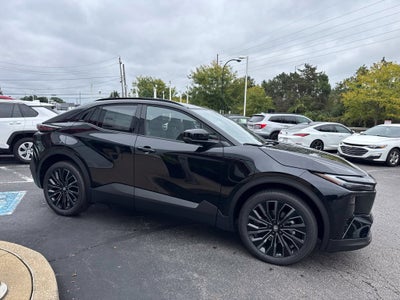 2026 Toyota C-HR XSE